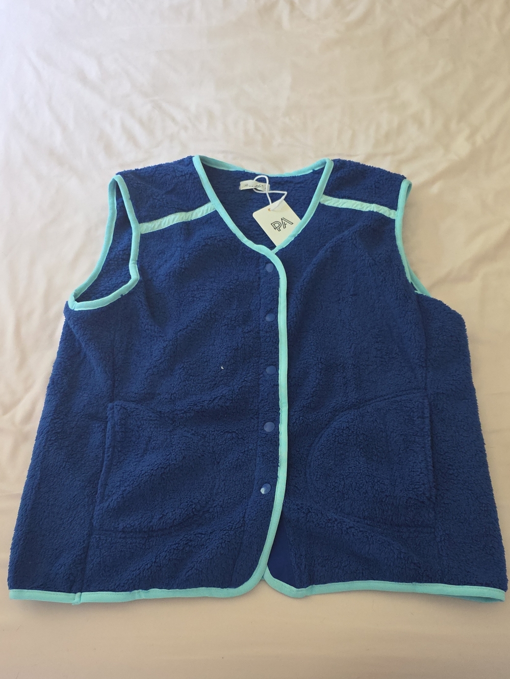Panadila Blue Sherpa Fleece Vest Contrast Trim Medium NWT